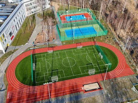 Kompleks boisk sportowych Szkoła Podstawowa nr 99 i Przedszkole nr 201 w Poznaniu